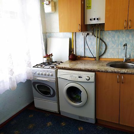 Ярослава Мудрого 68 ซูมี ภายนอก รูปภาพ
